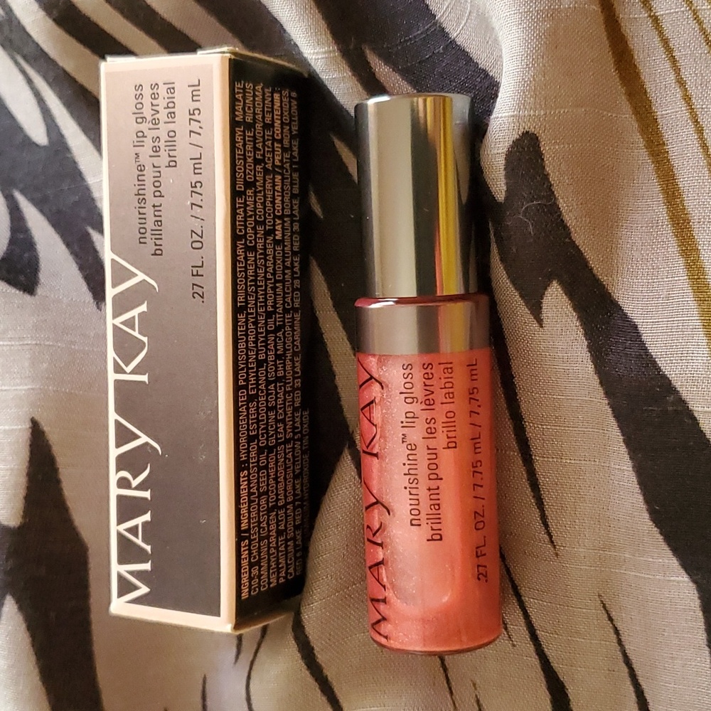 Mary Kay NouriShine Lip Gloss